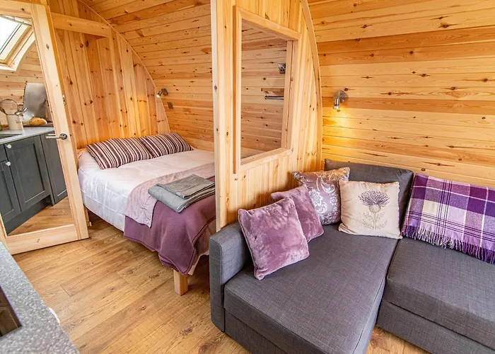 Farragon Luxury Glamping Pod With Hot Tub & Pet Friendly At Pitilie Pods